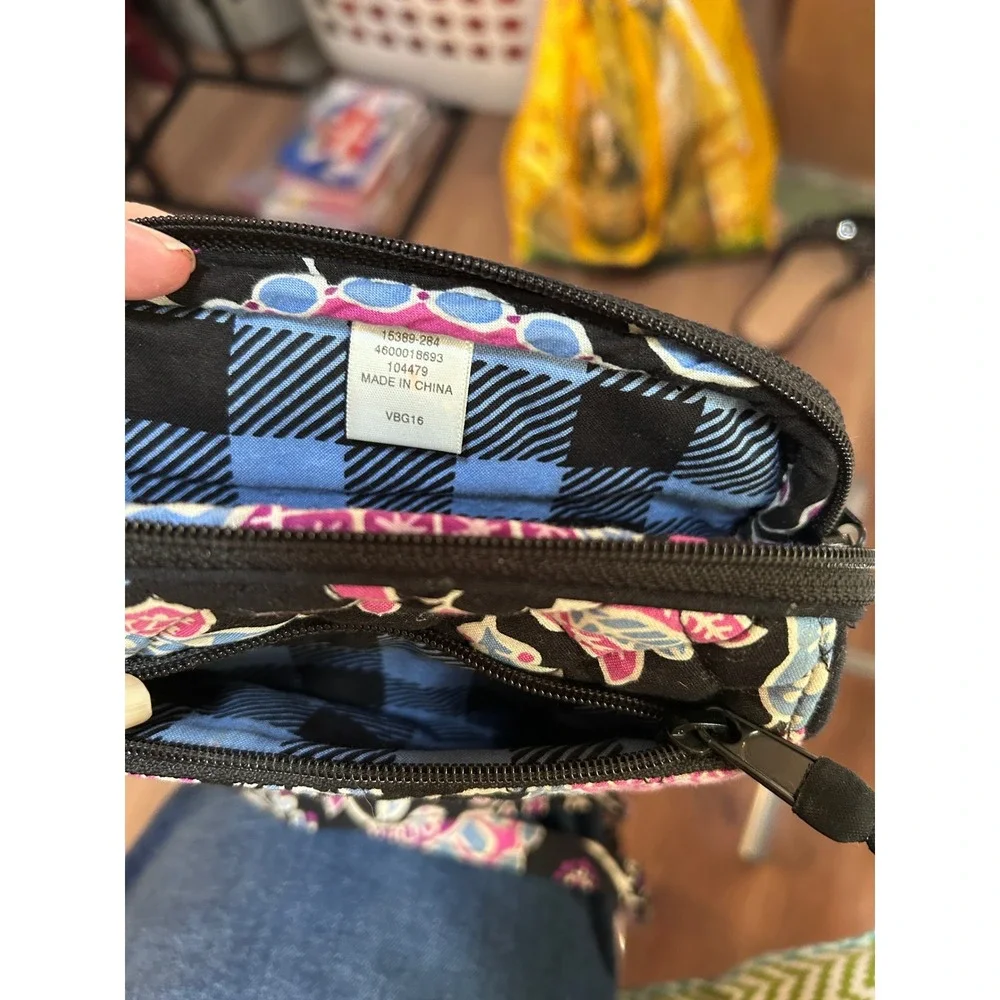 Vera Bradley Black Floral Crossbody Bag Purse Small Travel‎ Organizer